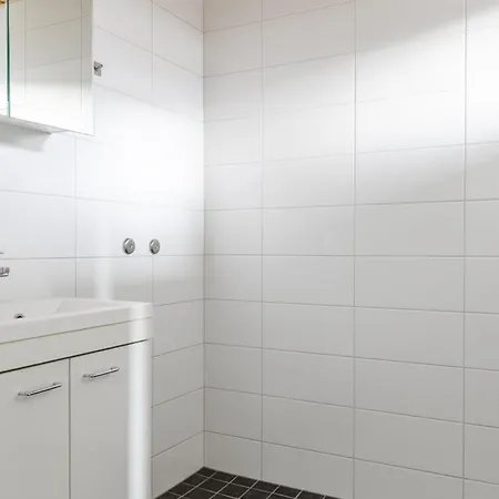 Two Bedroom Townhouse With Sauna And Private Garden Appartamento *